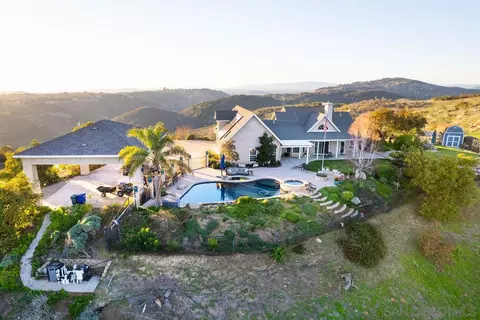 10956 Calle Oro Verde, Valley Center, CA 92082