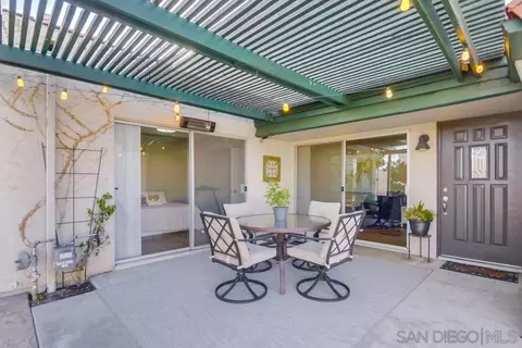 9921 Rockgate, Spring Valley, CA 91977 photo 4