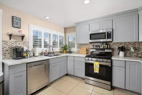 2201 E Lincoln Ave, Escondido, CA 92027 photo 8