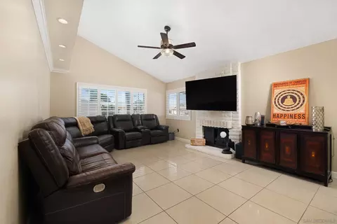 2201 E Lincoln Ave, Escondido, CA 92027 photo 5
