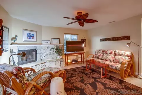 28345 Glenmeade Way, Escondido, CA 92026 photo 5