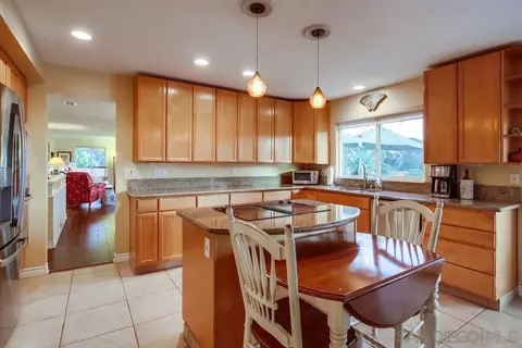 28345 Glenmeade Way, Escondido, CA 92026 photo 8