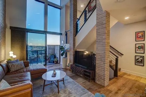 8303 Distinctive Dr, San Diego, CA 92108