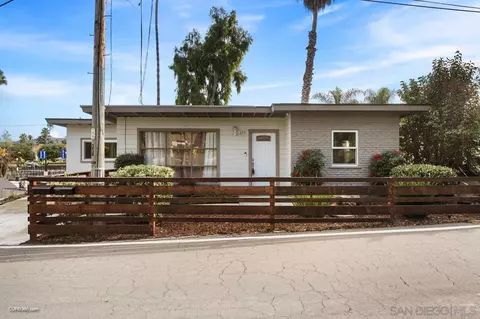 255 Goetting Way, Vista, CA 92083