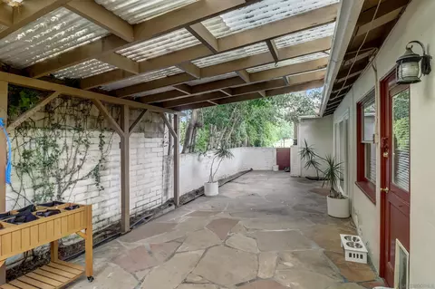 Exterior - 700 Glorietta Blvd, Coronado, CA 92118 photo 8 of 8