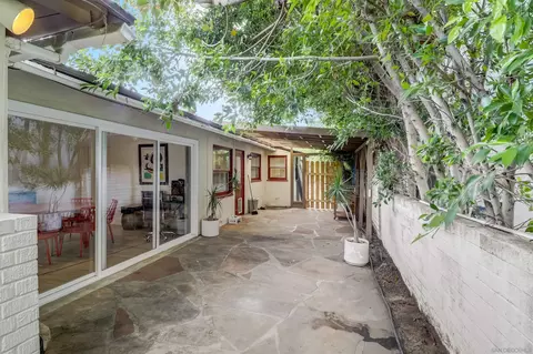 Exterior - 700 Glorietta Blvd, Coronado, CA 92118 photo 7 of 8