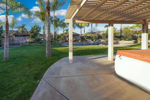 23523 Forest Hill Dr, Ramona, CA 92065 photo 9