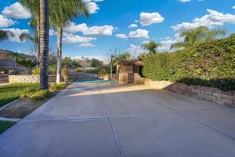 23523 Forest Hill Dr, Ramona, CA 92065 photo 12