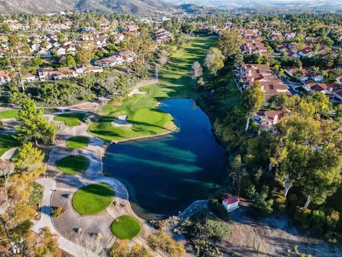 12072 Royal Birkdale Row #E, San Diego, CA 92128