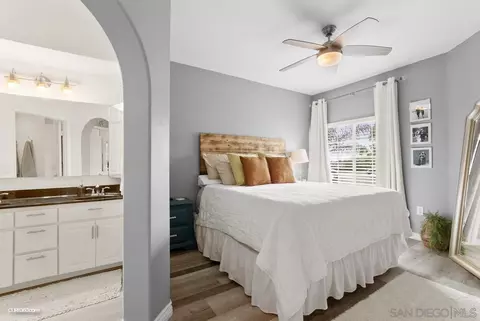2708 Lake Point Dr #214, Spring Valley, CA 91977 photo 16