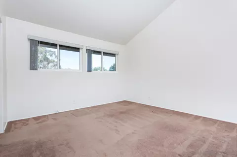 8044 Caminito Mallorca, La Jolla, CA 92037 photo 19