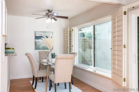 8044 Caminito Mallorca, La Jolla, CA 92037 photo 10