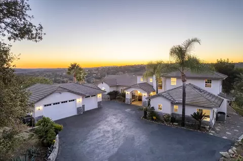 2925 Los Campos Dr, Fallbrook, CA 92028