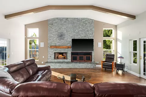 2925 Los Campos Dr, Fallbrook, CA 92028 photo 12