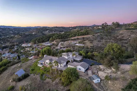 2925 Los Campos Dr, Fallbrook, CA 92028 photo 52