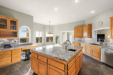2925 Los Campos Dr, Fallbrook, CA 92028 photo 15