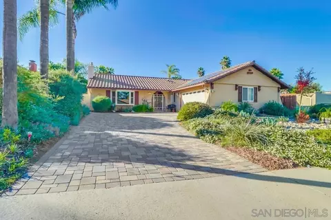 9610 St Andrews Dr, Santee, CA 92071