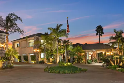 2272 Grace Lamay Ter, El Cajon, CA 92019