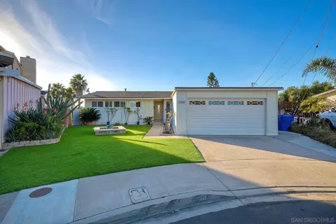 2048 Goshawk St, San Diego, CA 92123