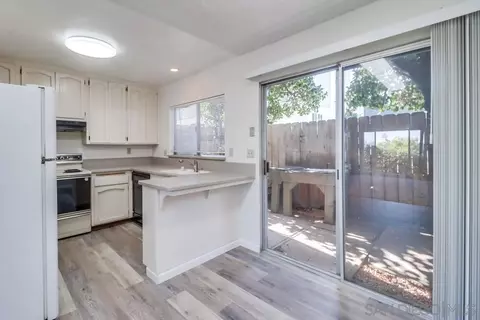 3282 Berger Ave #B4, San Diego, CA 92123