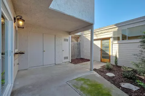 9416 Carlton Oaks Dr #B, Santee, CA 92071 photo 22