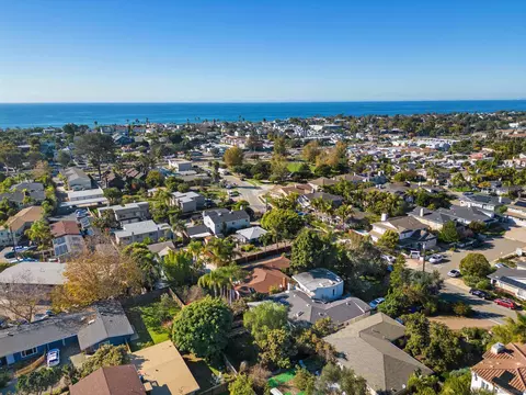 235 Sanford St, Encinitas, CA 92024