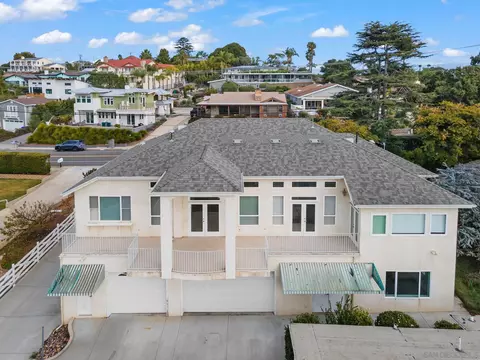 1807 Laurel Rd, Oceanside, CA 92054