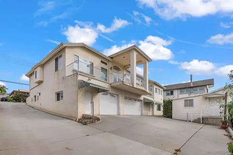 Exterior - 1807 Laurel Rd, Oceanside, CA 92054 photo 16 of 21