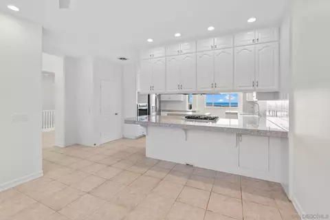 Kitchen - 1807 Laurel Rd, Oceanside, CA 92054 photo 2 of 4