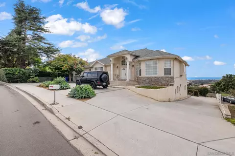 Exterior - 1807 Laurel Rd, Oceanside, CA 92054 photo 7 of 21
