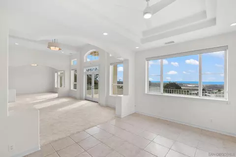 Living - 1807 Laurel Rd, Oceanside, CA 92054 photo 1 of 4