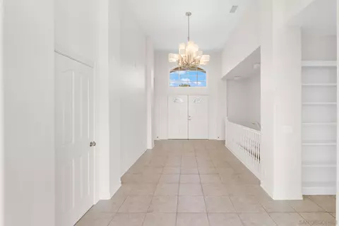 Entry Way - 1807 Laurel Rd, Oceanside, CA 92054 photo 2 of 3