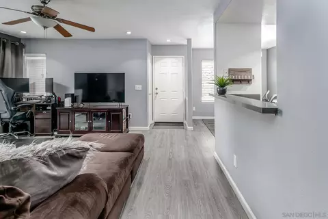 Living - 713 Brookstone Rd #102, Chula Vista, CA 91913 photo 6 of 7
