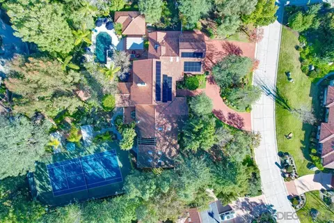 18728 Bernardo Trails Dr, San Diego, CA 92128