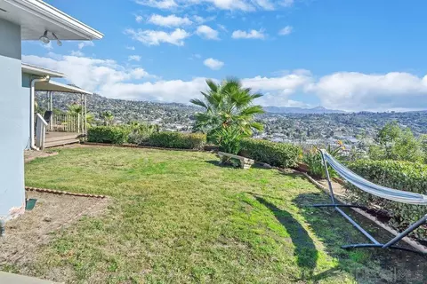 3624 Saddle Dr, Spring Valley, CA 91977
