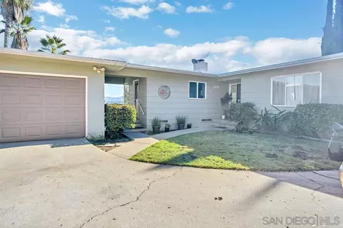 3624 Saddle Dr, Spring Valley, CA 91977 photo 3