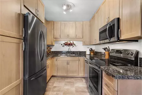 8128 Paradise Valley Ct, Spring Valley, CA 91977 photo 2
