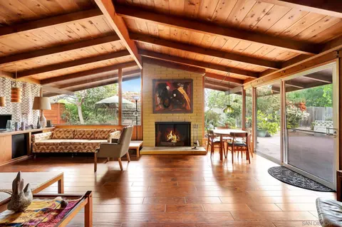 8794 Dunaway Dr, La Jolla, CA 92037 photo 3