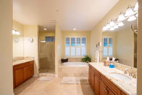 2097 Hamilton Pl, Escondido, CA 92029 photo 20