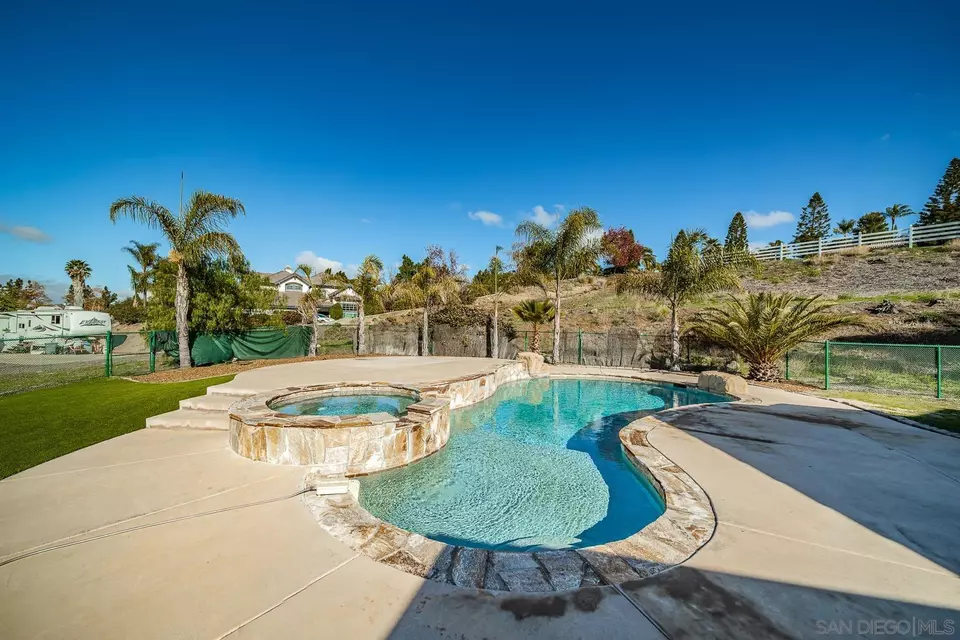 95389540 Quail Canyon Rd, El Cajon, CA 92021 33 Photos Movoto