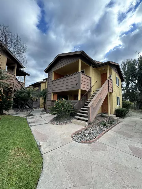 506 Calle Montecito #40, Oceanside, CA 92057 photo 2