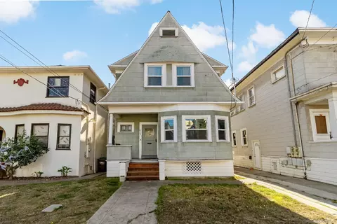 479 37th St, Oakland, CA 94609