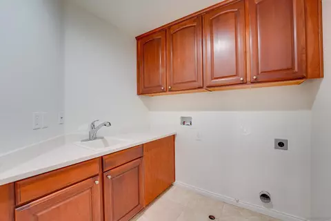 1343 Caminito Balada, La Jolla, CA 92037 photo 32
