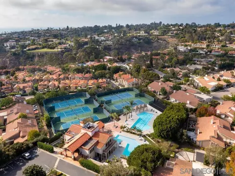1343 Caminito Balada, La Jolla, CA 92037 photo 43