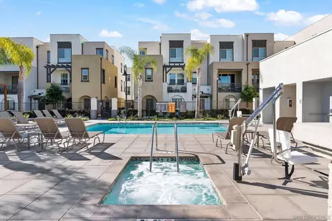 2301 Verano Way, Vista, CA 92081
