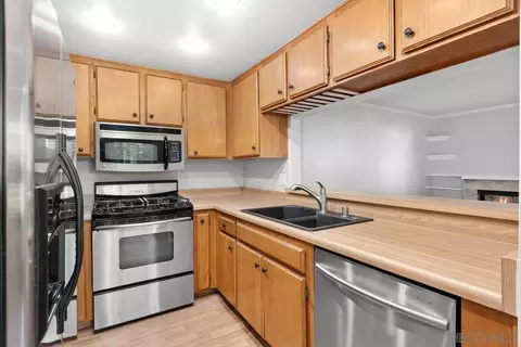2031 Lakeridge Cir #101, Chula Vista, CA 91913 photo 7