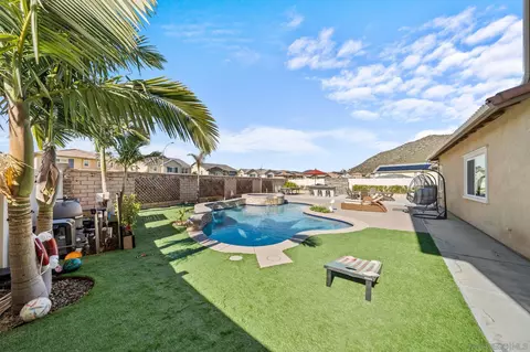 35778 Esperia Way, Fallbrook, CA 92028 photo 4