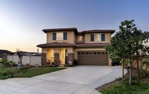 35778 Esperia Way, Fallbrook, CA 92028