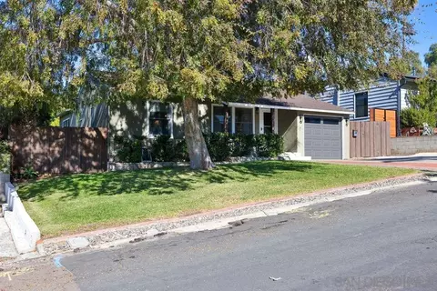 7020 Neri Dr, La Mesa, CA 91942