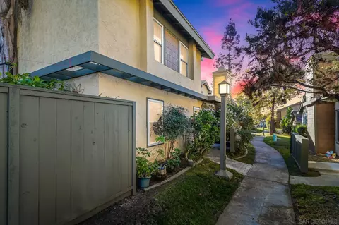 10664 Caminito Derecho, San Diego, CA 92126